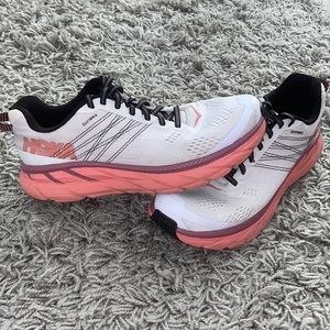Hoka Clifton 6. Size 9.5!